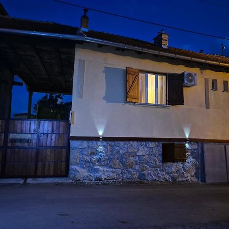 Konak -Guest House -Ramonda Serbika Ni Dış mekan fotoğraf